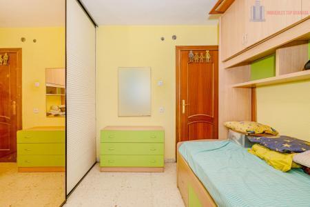 Venta de piso en Granada