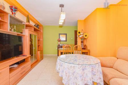 Venta de piso en Granada