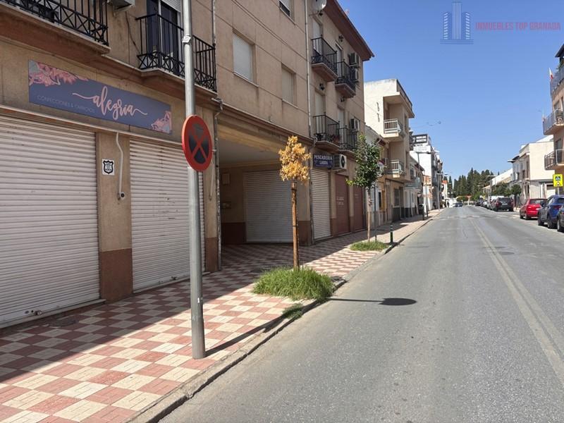 Venta de local en Albolote