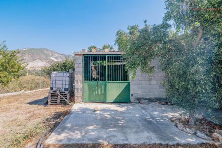 Venta de finca rústica en Dúrcal