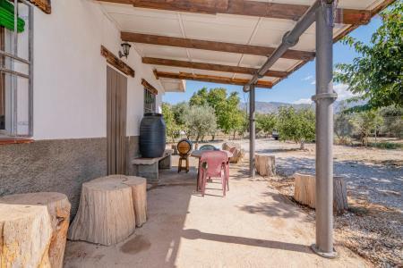 Venta de finca rústica en Dúrcal