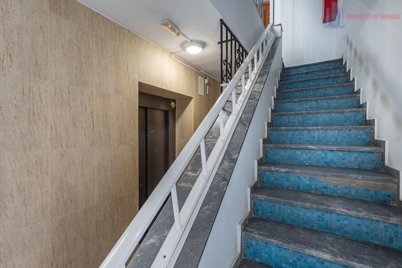 Venta de piso en Granada