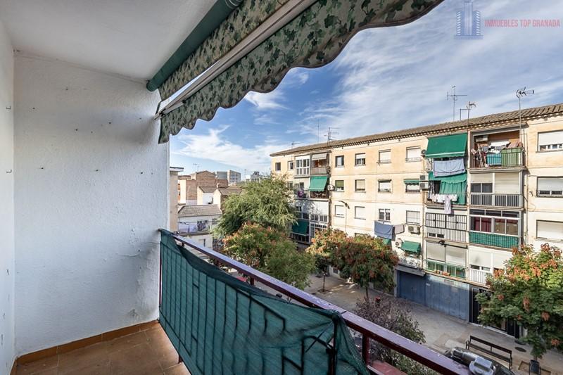 Venta de piso en Granada