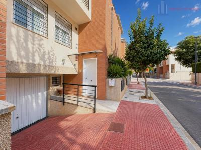 Venta de casa en Armilla