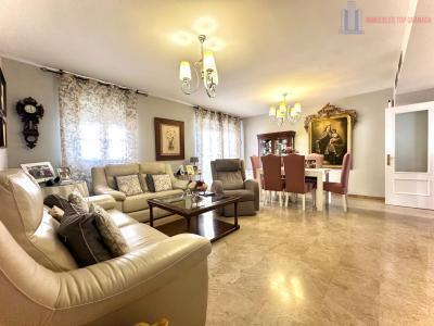 Venta de casa en Armilla