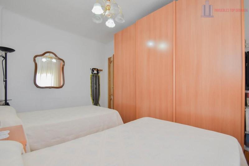 Venta de piso en Granada