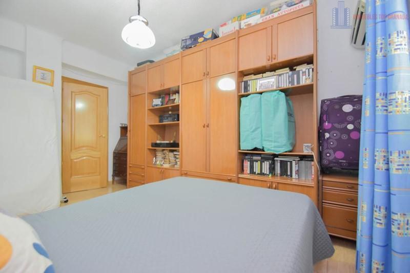 Venta de piso en Granada