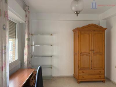 Venta de piso en Granada