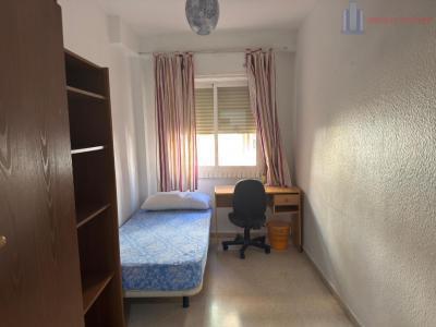 Venta de piso en Granada