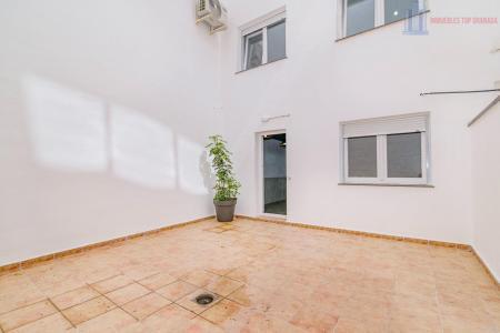 Venta de piso en Cenes de la Vega