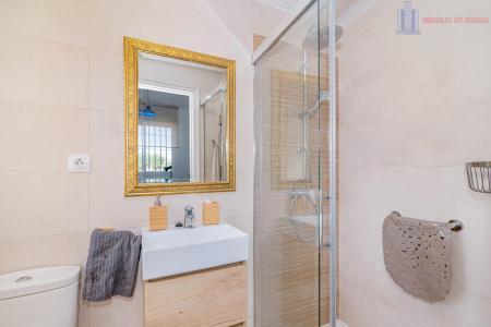 Venta de chalet en Huétor Vega