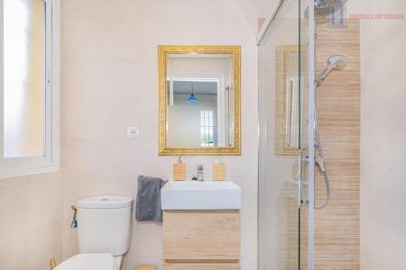 Venta de chalet en Huétor Vega