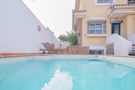 Venta de chalet en Huétor Vega