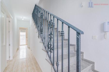 Venta de casa en Láchar