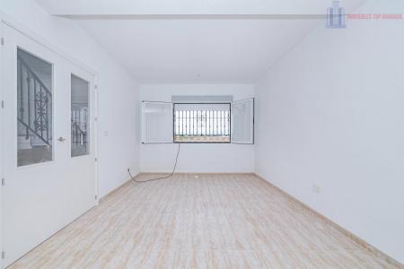 Venta de casa en Láchar