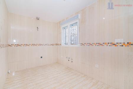 Venta de casa en Láchar