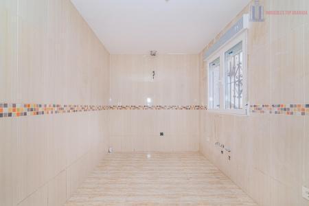 Venta de casa en Láchar