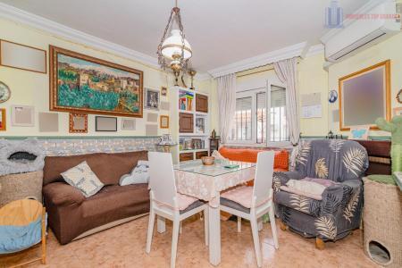 Venta de casa en Cúllar Vega