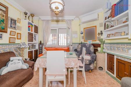 Venta de casa en Cúllar Vega