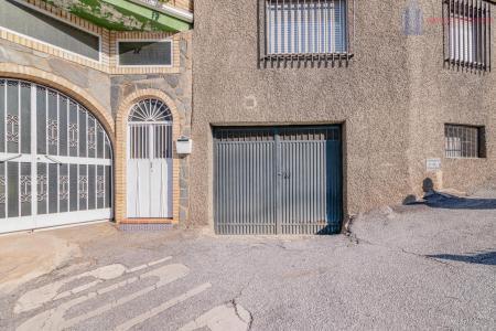 Venta de casa en Cenes de la Vega