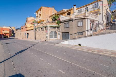 Venta de casa en Cenes de la Vega
