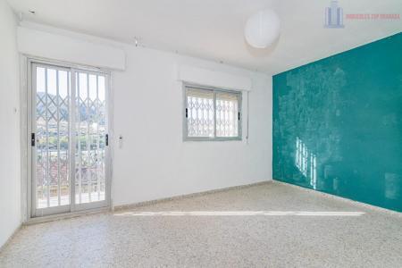 Venta de casa en Cenes de la Vega