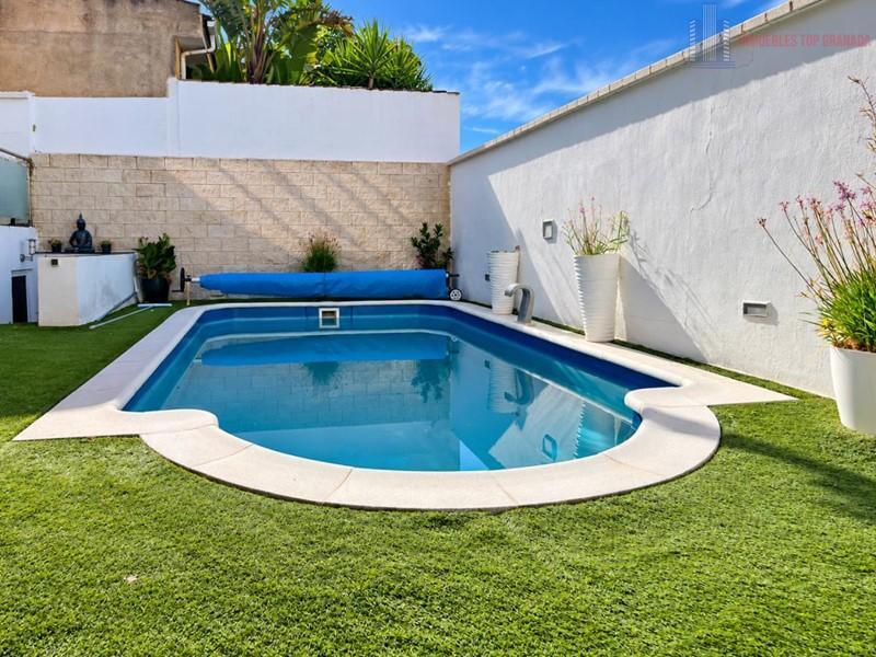 Venta de casa en Dúrcal