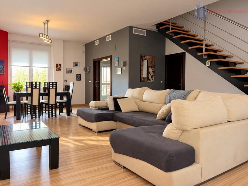 Venta de casa en Dúrcal