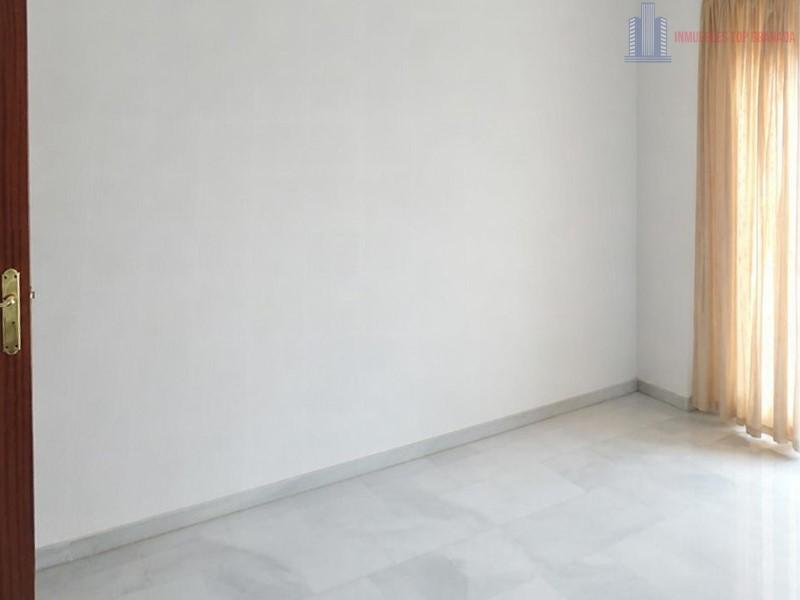 Venta de piso en Churriana de la Vega
