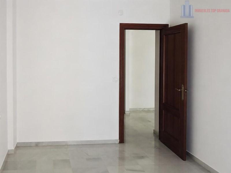 Venta de piso en Churriana de la Vega