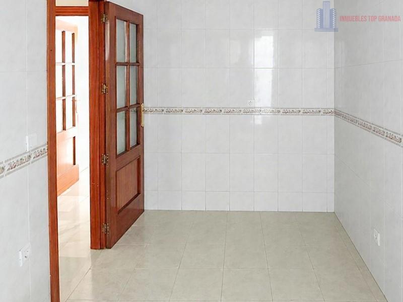 Venta de piso en Churriana de la Vega