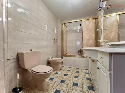 Venta de piso en Granada