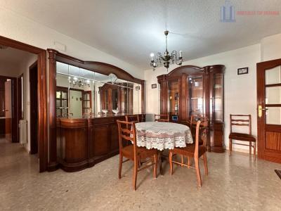 Venta de piso en Granada