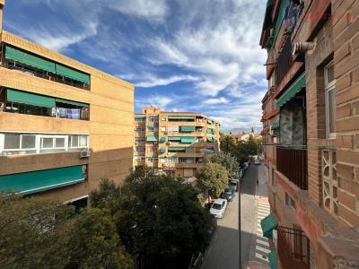 Venta de piso en Granada