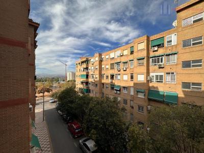 Venta de piso en Granada