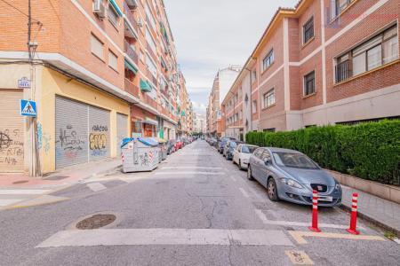 Venta de piso en Granada