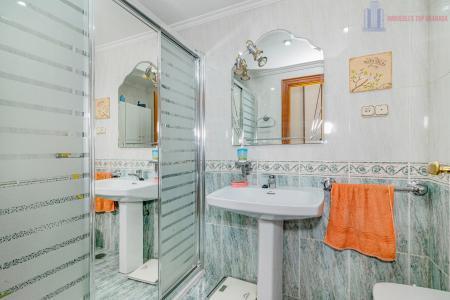 Venta de piso en Granada