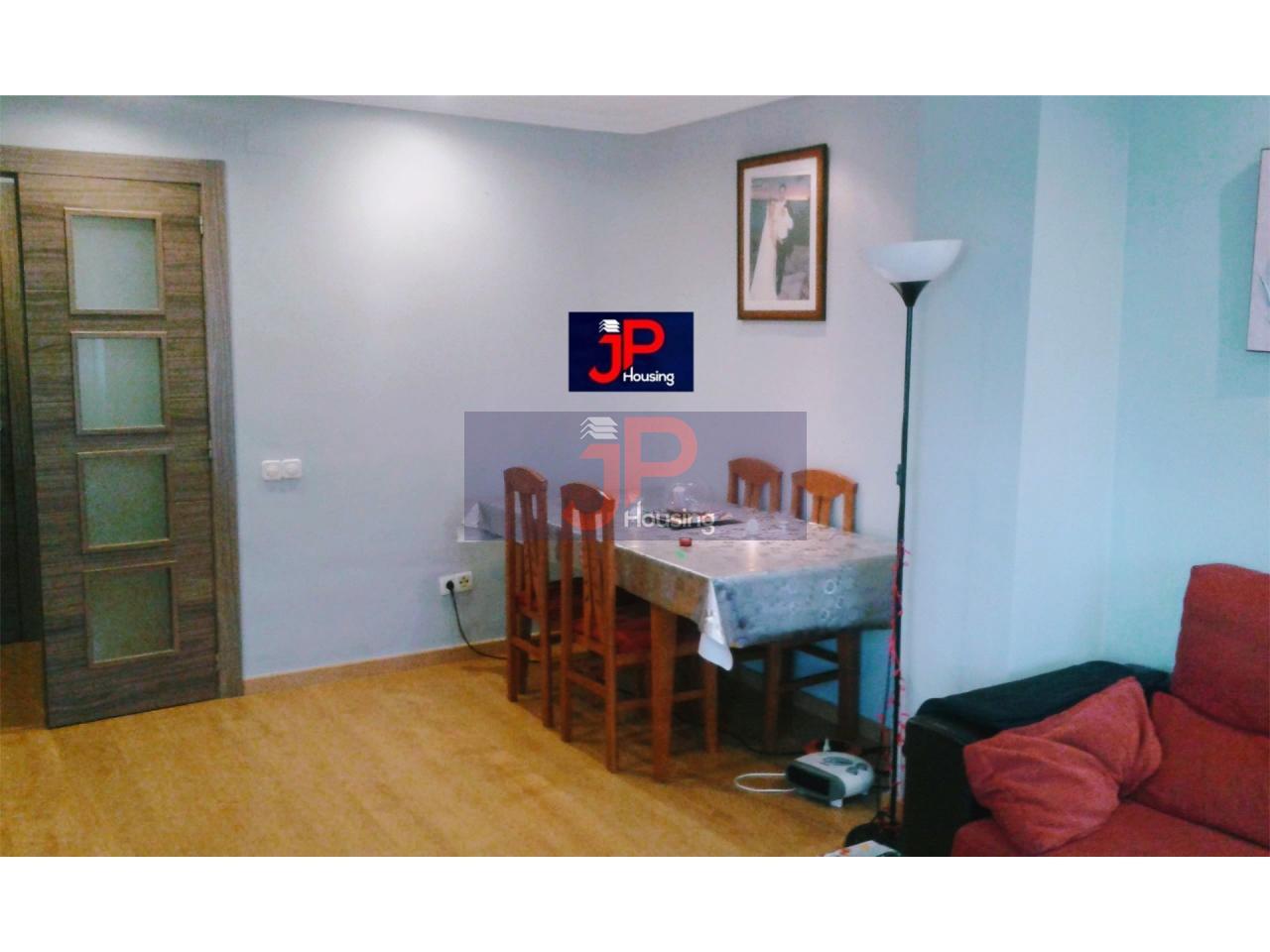 For sale of flat in El Puerto de Santa María