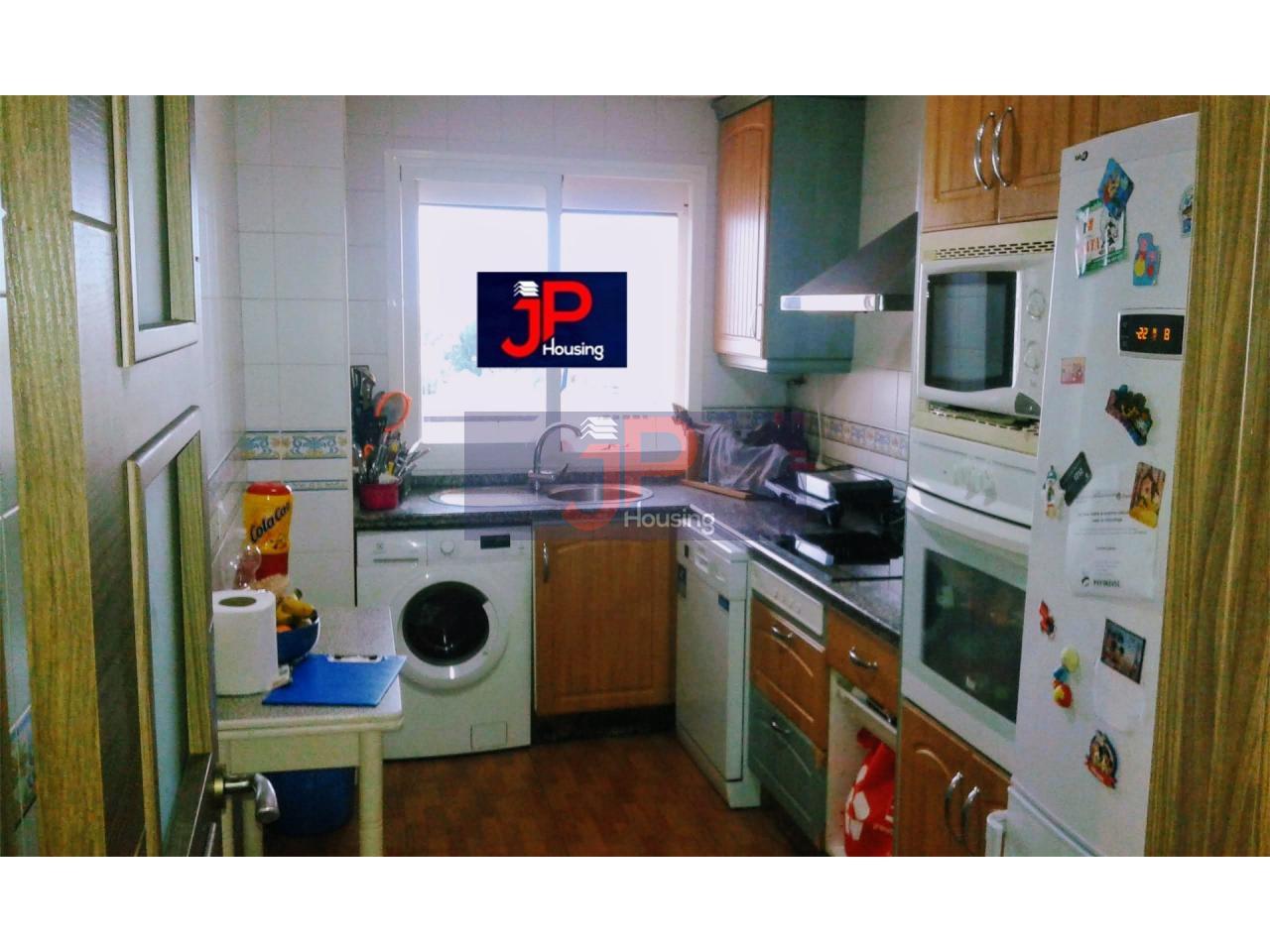 For sale of flat in El Puerto de Santa María