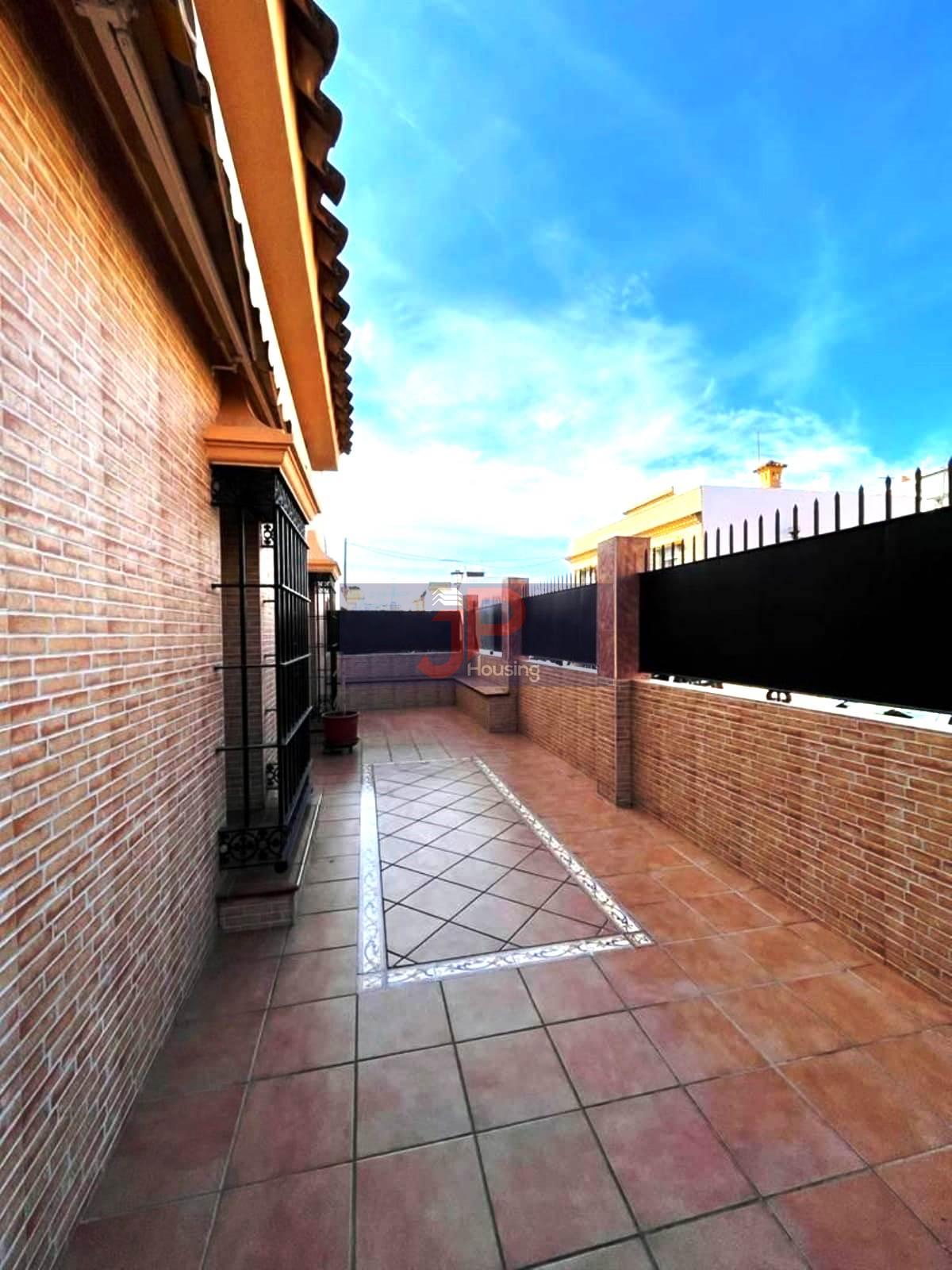 For sale of house in El Puerto de Santa María