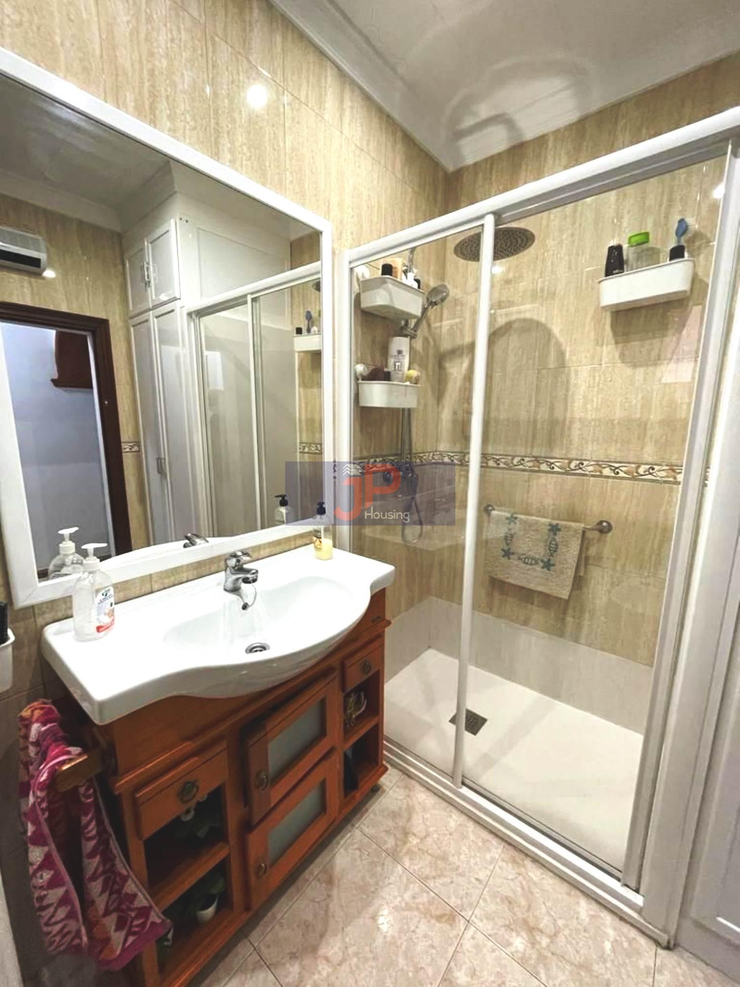 For sale of house in El Puerto de Santa María