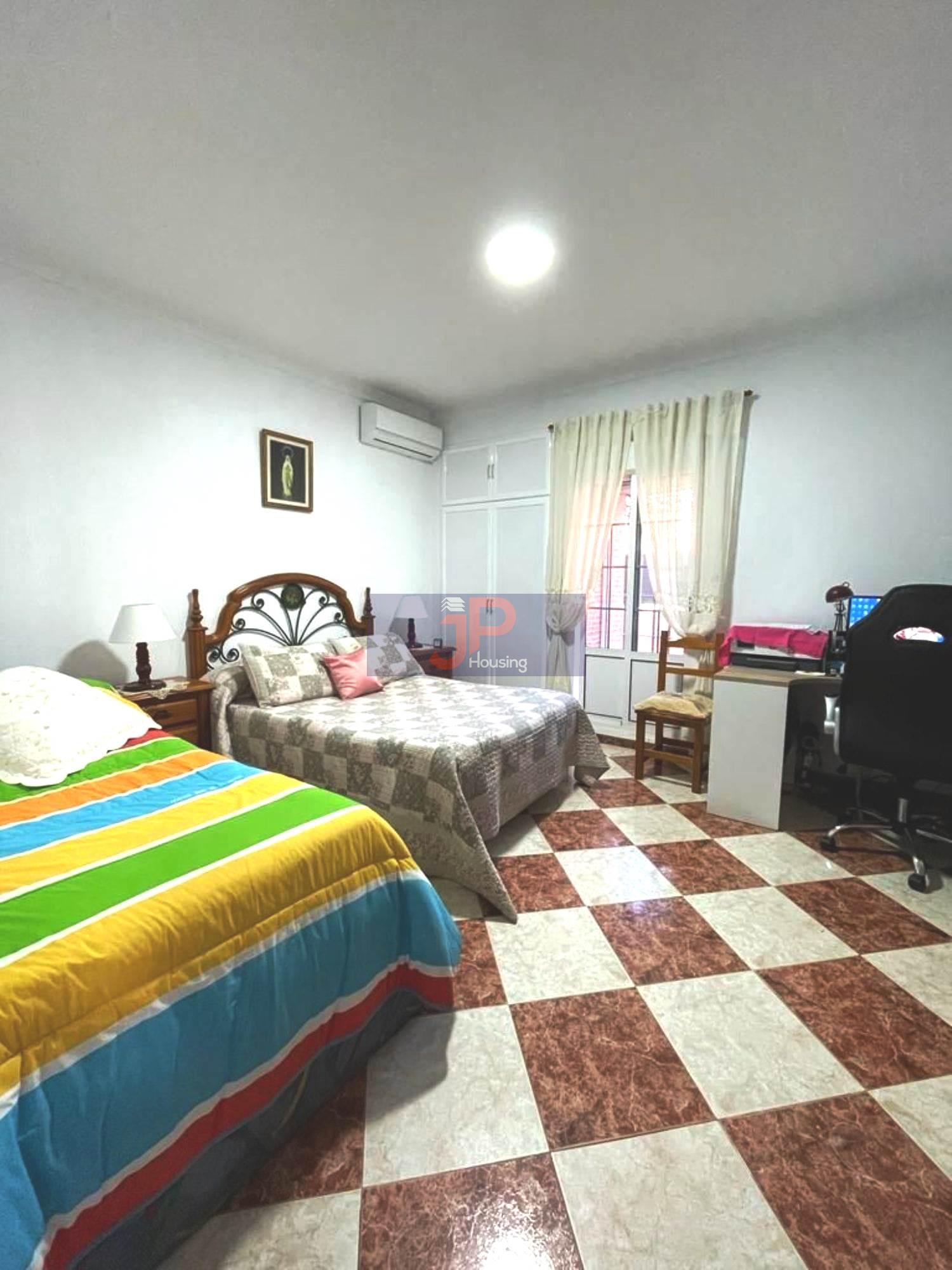 For sale of house in El Puerto de Santa María