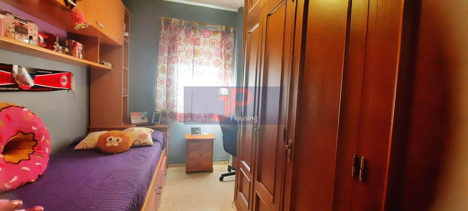 For sale of apartment in El Puerto de Santa María