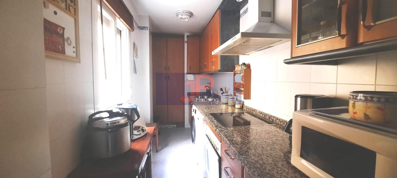 For sale of apartment in El Puerto de Santa María