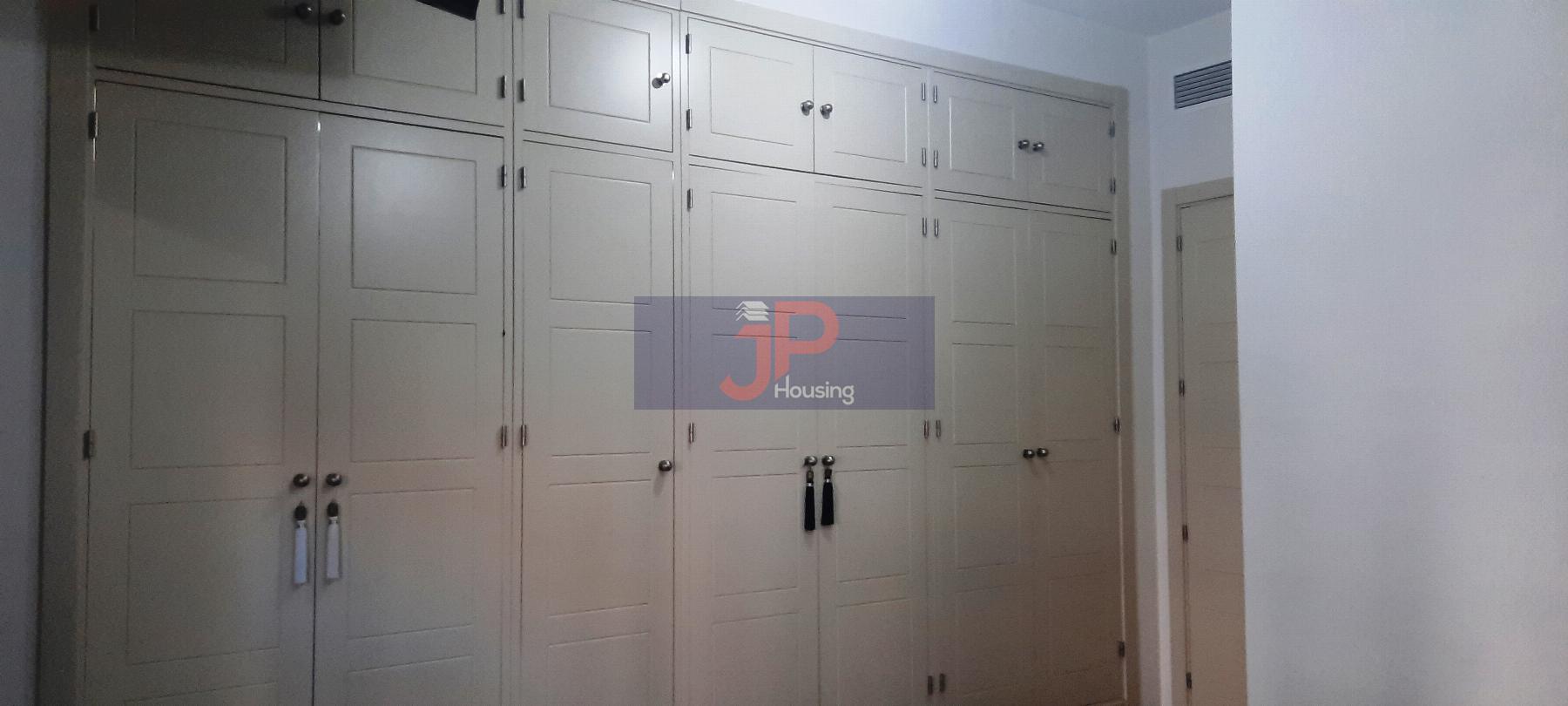 For sale of flat in El Puerto de Santa María