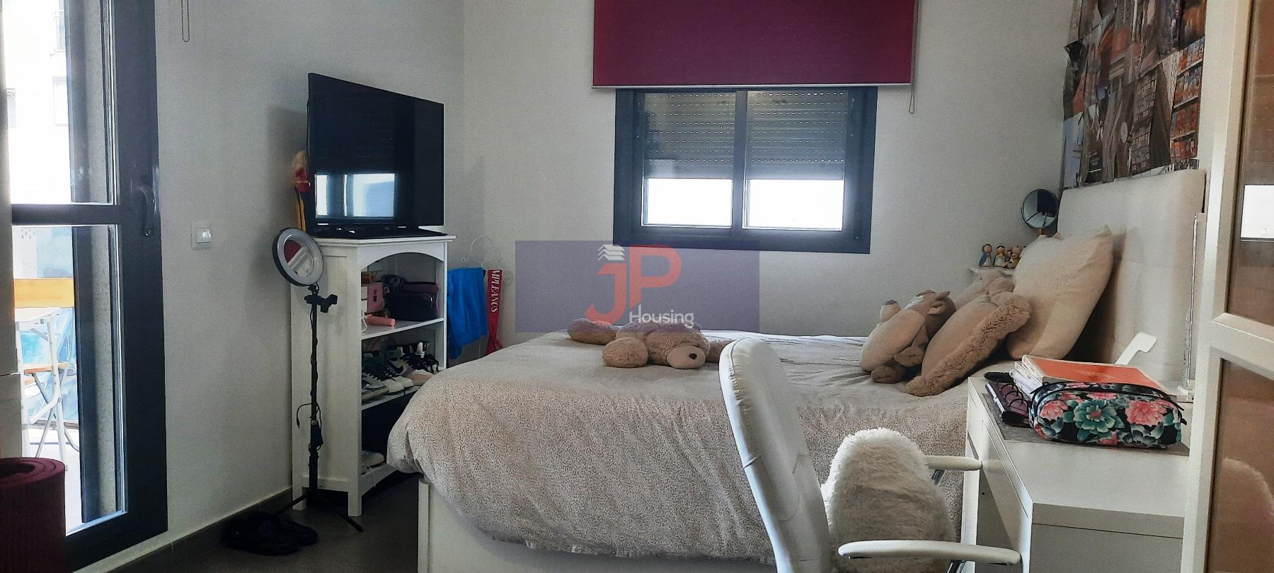 For sale of flat in El Puerto de Santa María