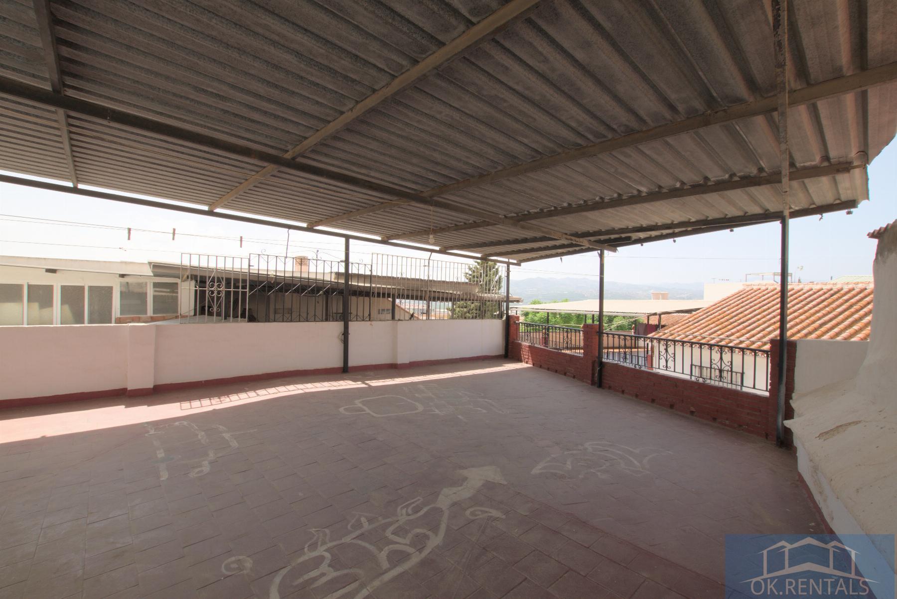 For sale of house in Vélez-Málaga