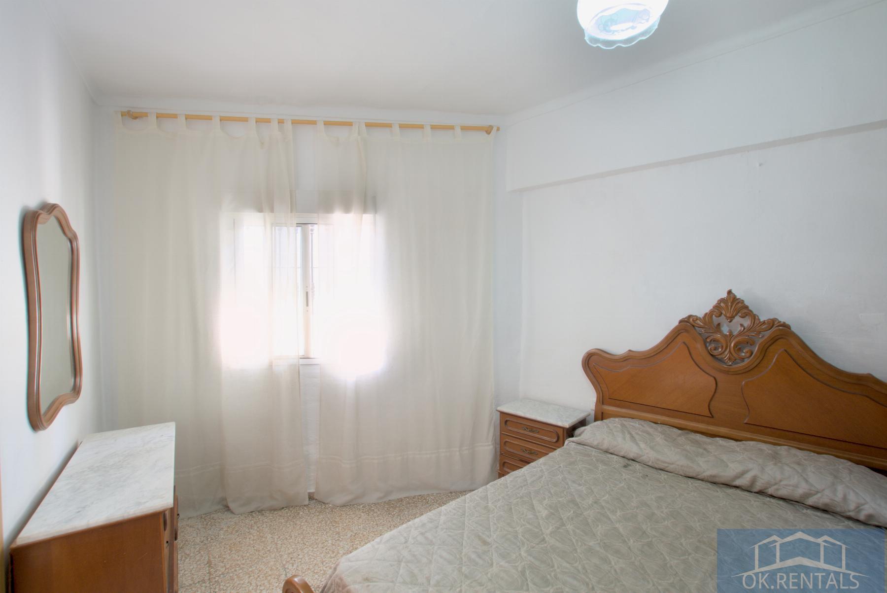For sale of house in Vélez-Málaga