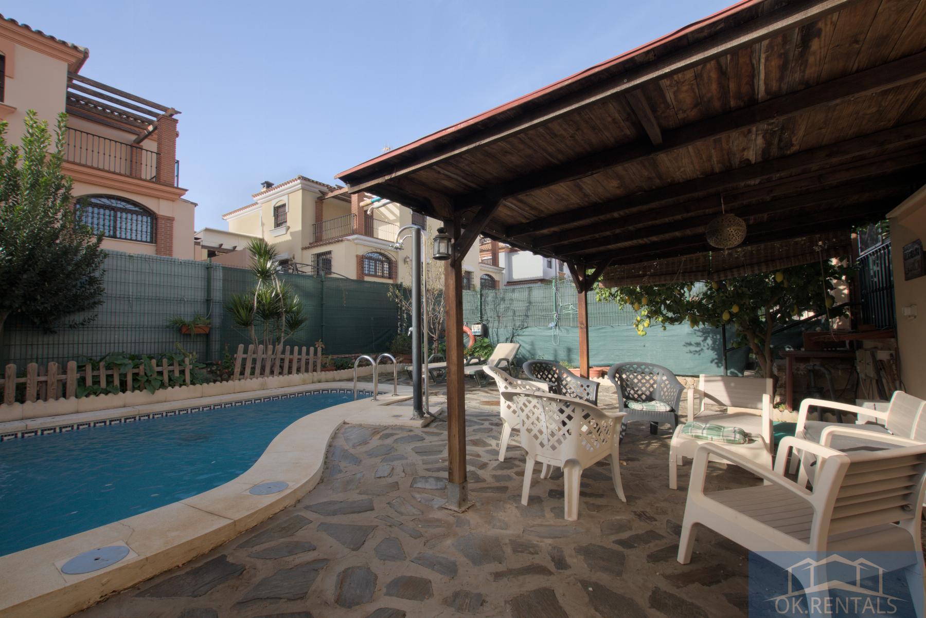 For sale of chalet in Alhaurín de la Torre