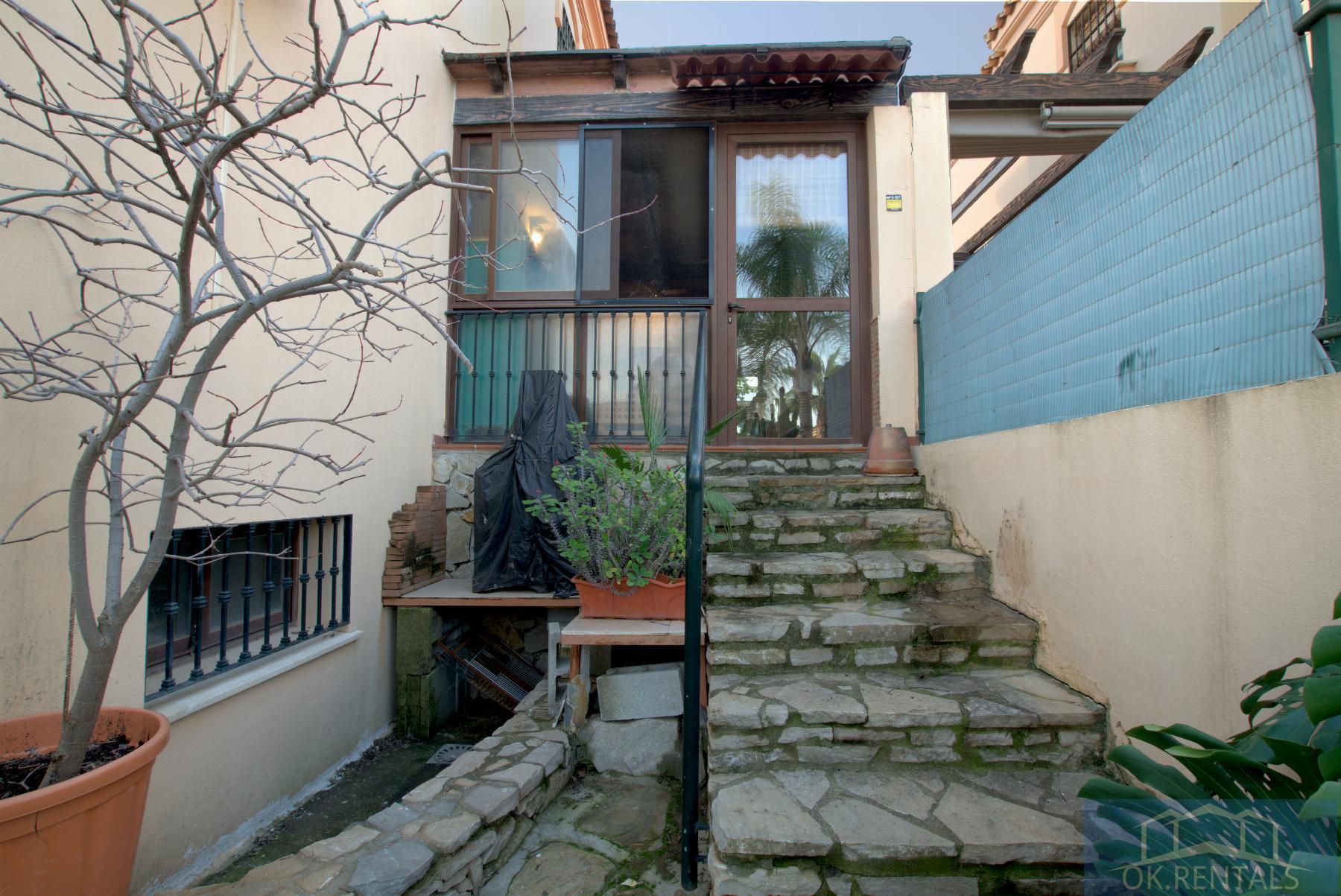 For sale of chalet in Alhaurín de la Torre